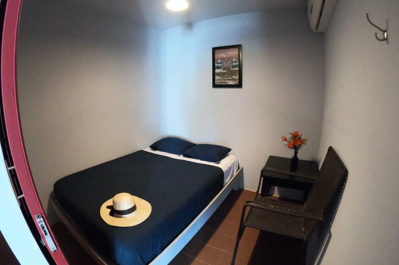 Hostel Auikyani Cozumel Exteriör bild